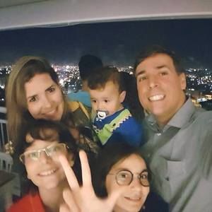 Meet your Posher, Adriano